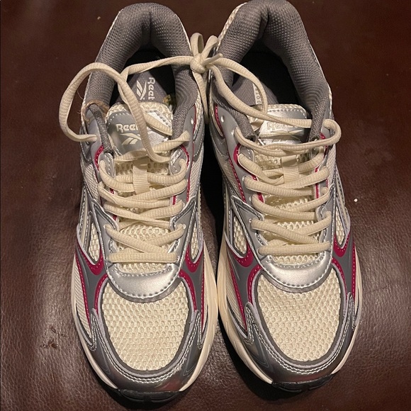 Reebok Women's Cream, Gray, and Pink Running Shoes - Picture 1 of 6